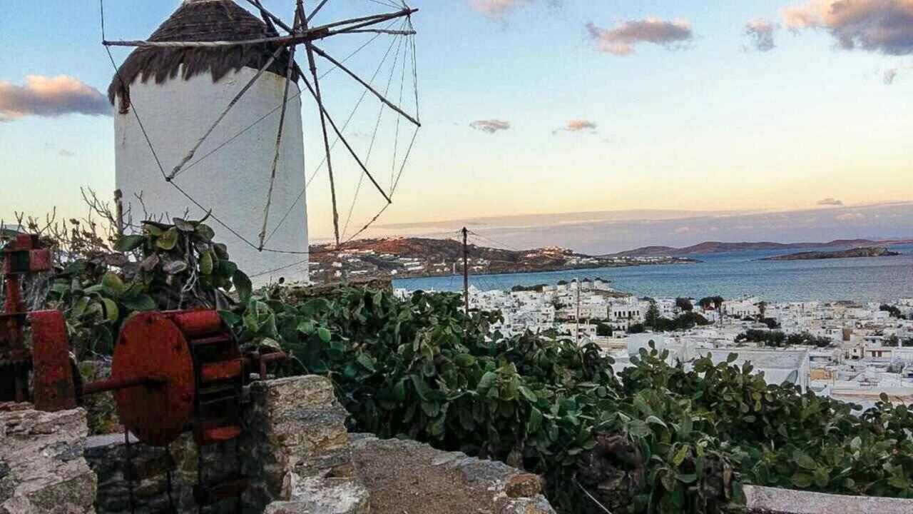 Traditional Split Level House In Mykonos Townヴィラ エクステリア 写真